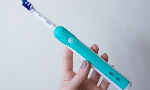 Електрическа или механична четка за зъби?